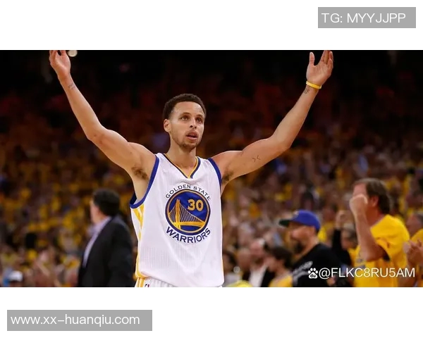 库里赞桑托斯关键时刻发力尽管前三节未上场表现依然出色